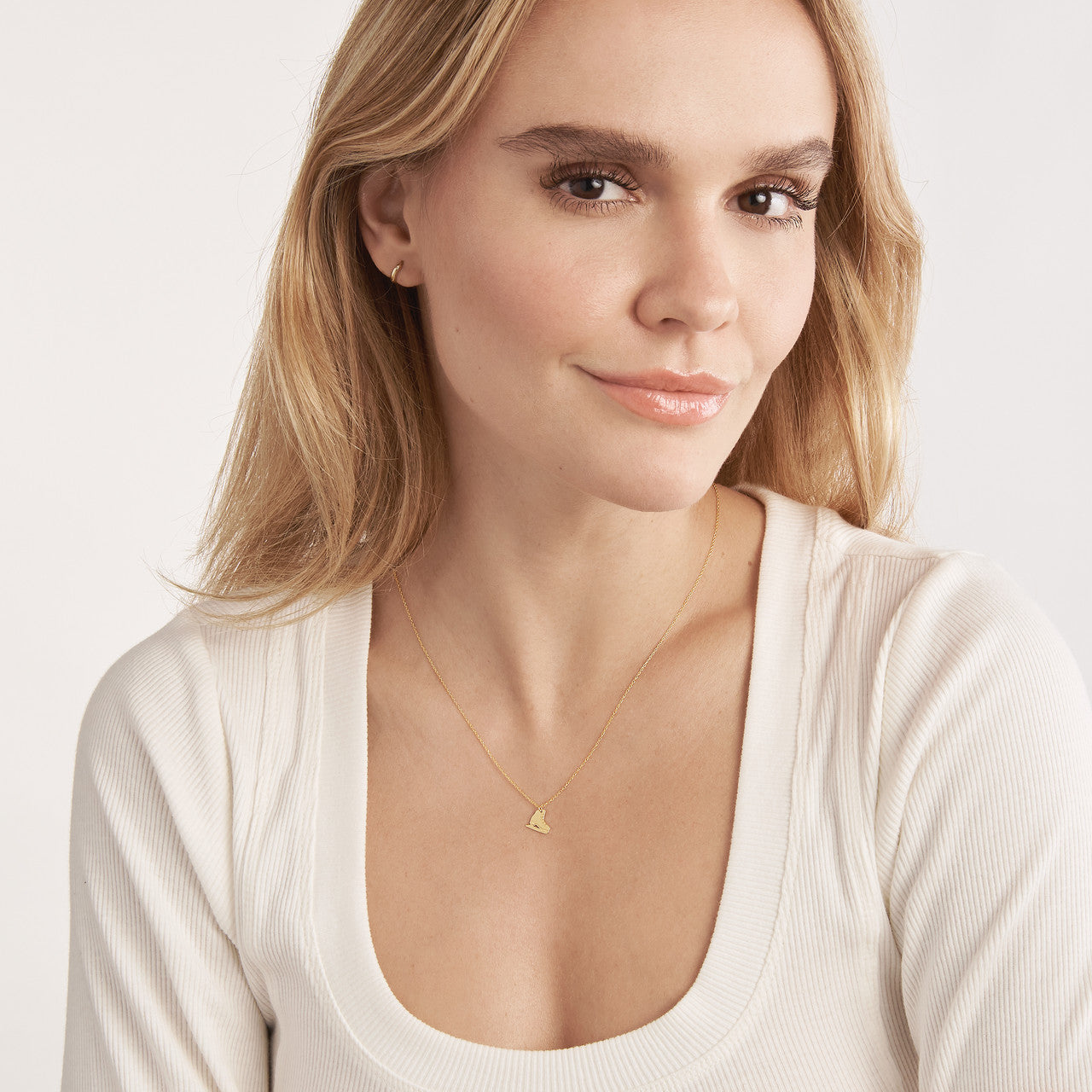 Ice Skate Necklace 1