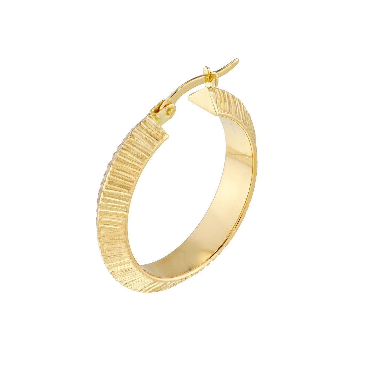 20x4mm D/C knife edge round hoops in a simple design, showcasing their smooth finish and elegant circular shape.